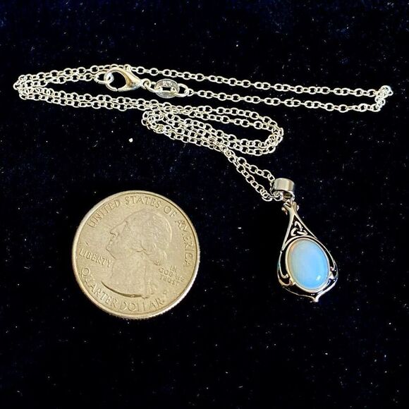 AVI Dainty Moonstone & Sterling Silver Necklace - Picture 11 of 14